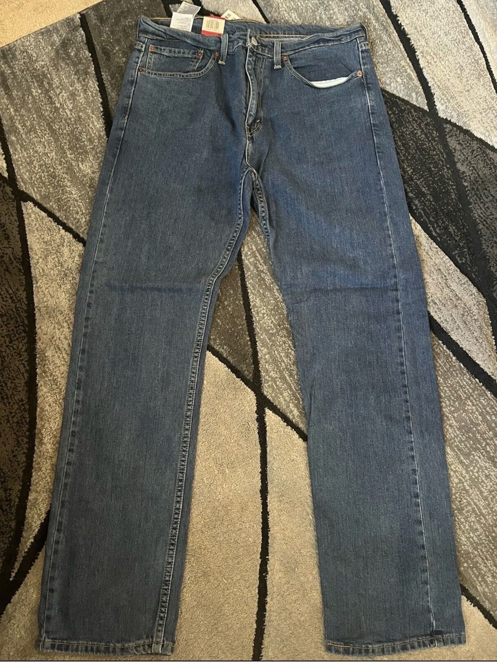 Size 34 x 32 - Levi & Strauss Levi”s 505 Medium Wash Denim Jeans Irregular